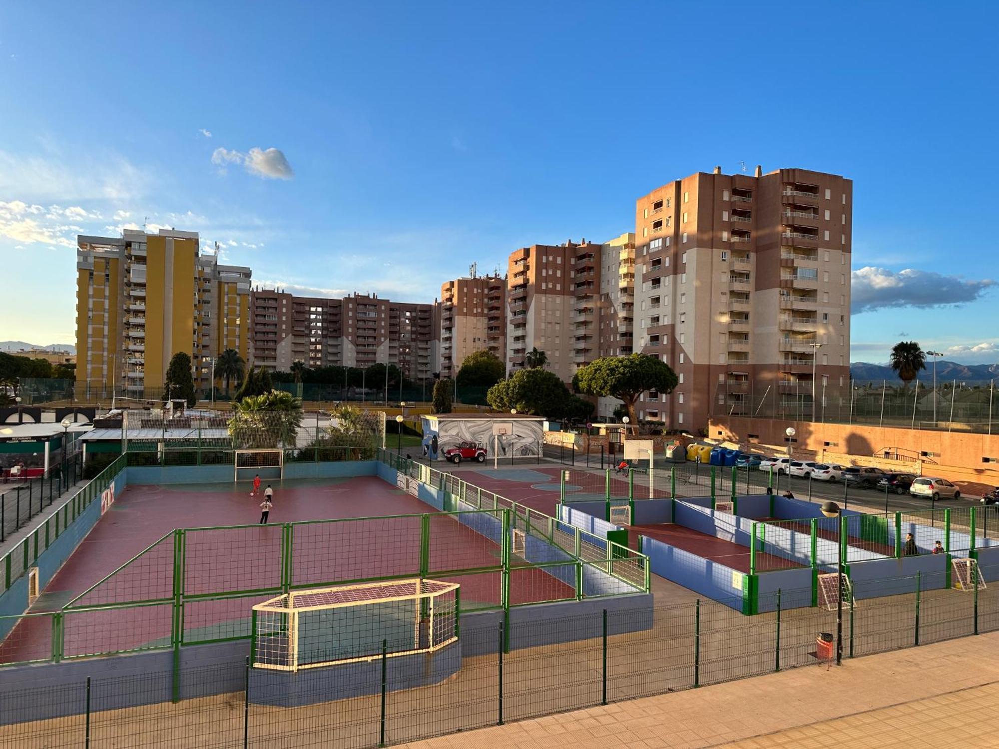 Apartamentos Canet Al Mar. Canet d'En Berenguer Eksteriør billede