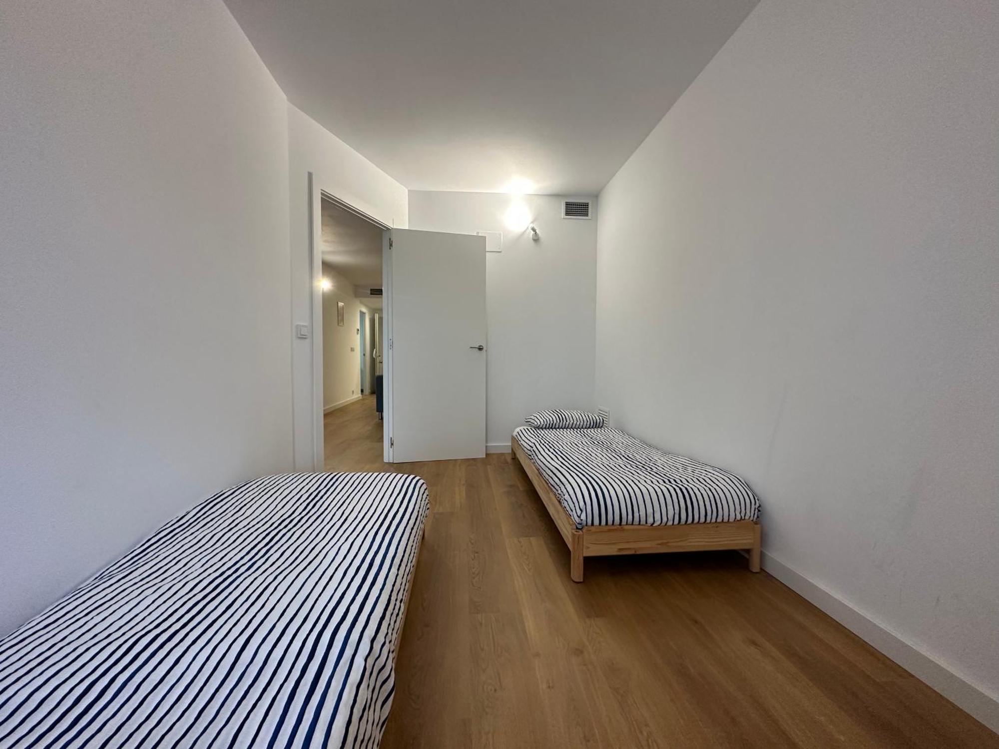 Apartamentos Canet Al Mar. Canet d'En Berenguer Eksteriør billede